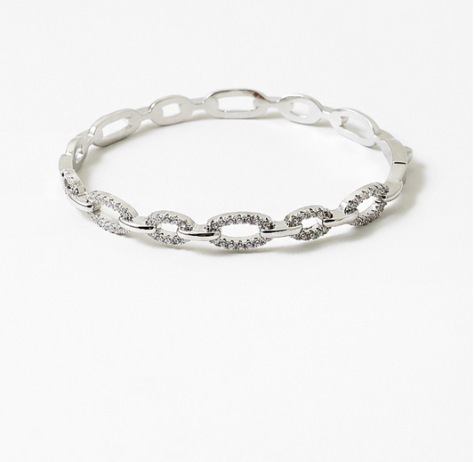 Elegance in chains bracelet